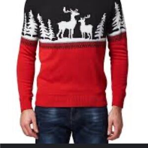 Classic Red and Black Crewneck Sweater with Reindeer Motif 125